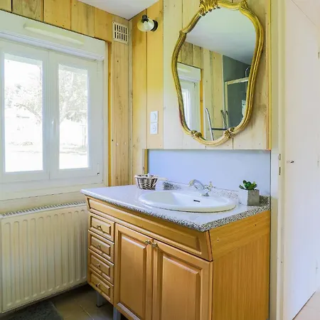 Nyaraló Jolie Maison Proche Riviere