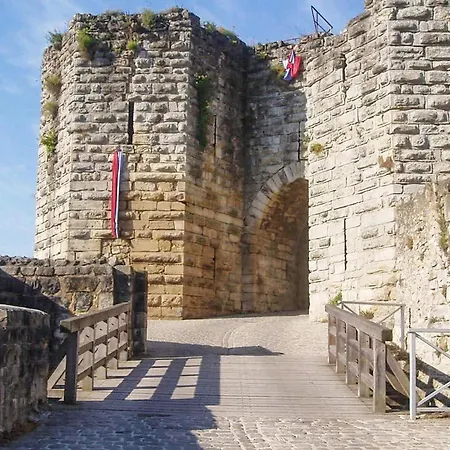 Jolie Maison Proche Riviere