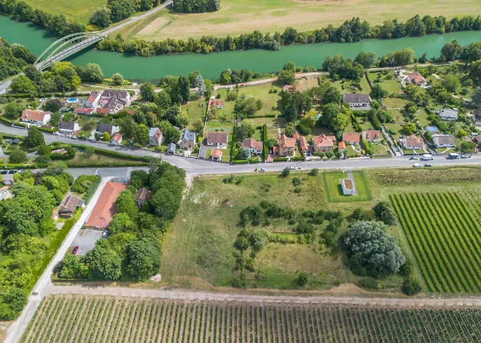 Jolie Maison Proche Riviere Jaulgonne