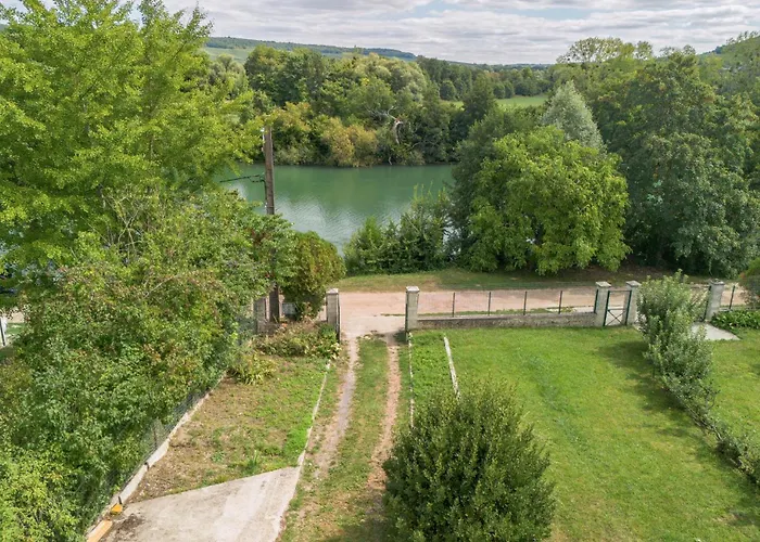 Jolie Maison Proche Riviere Hébergement de vacances